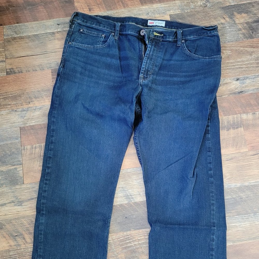 Mens levis slim straight